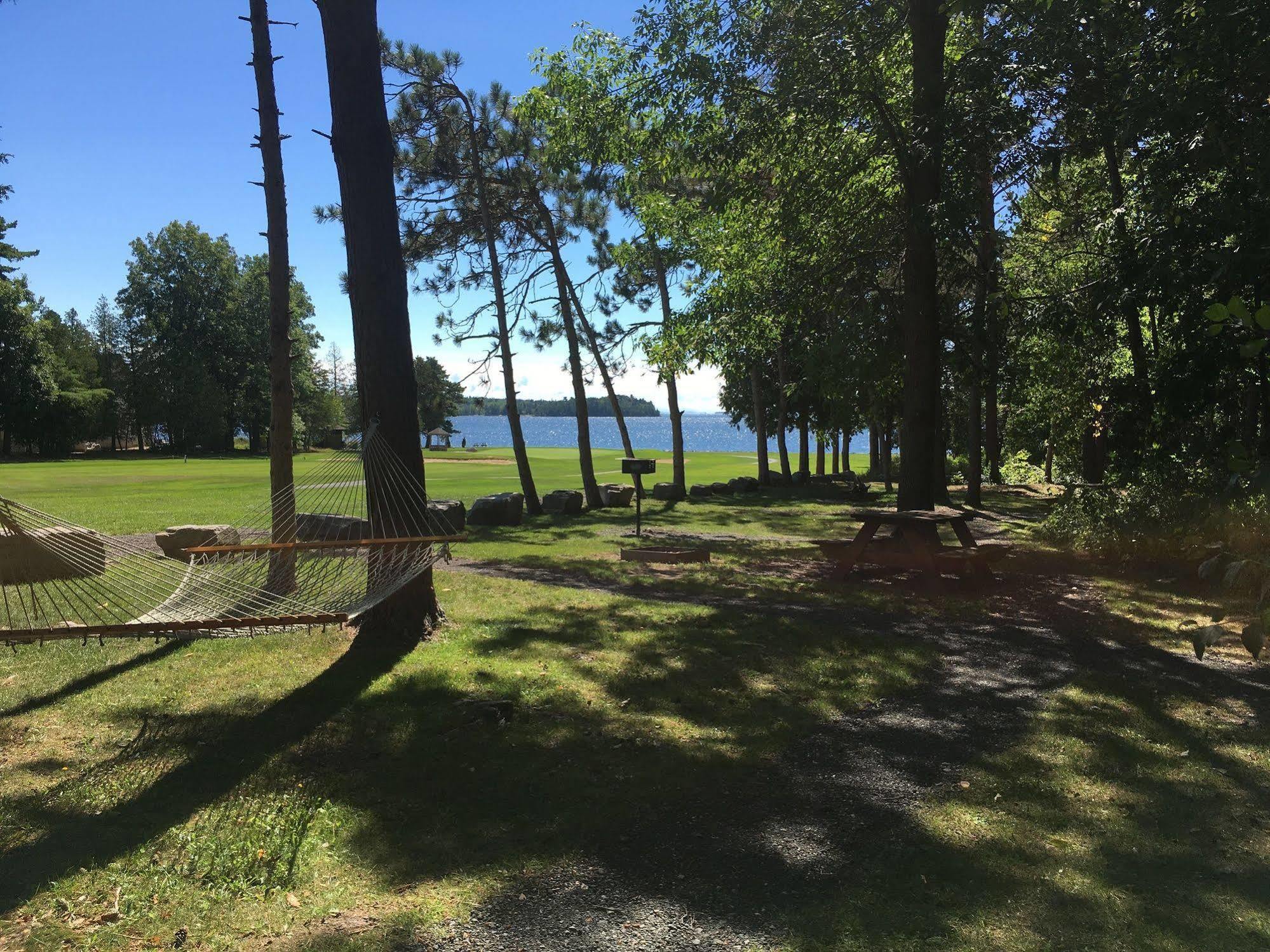 Bluff Point Golf Resort Plattsburgh Eksteriør billede