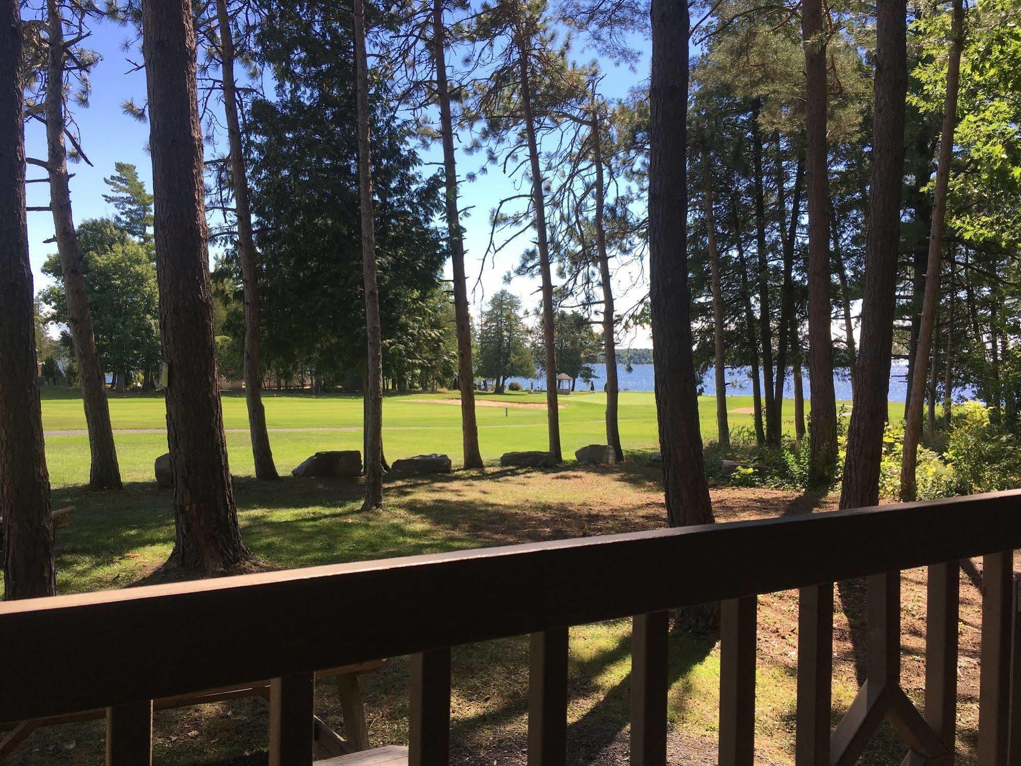 Bluff Point Golf Resort Plattsburgh Eksteriør billede