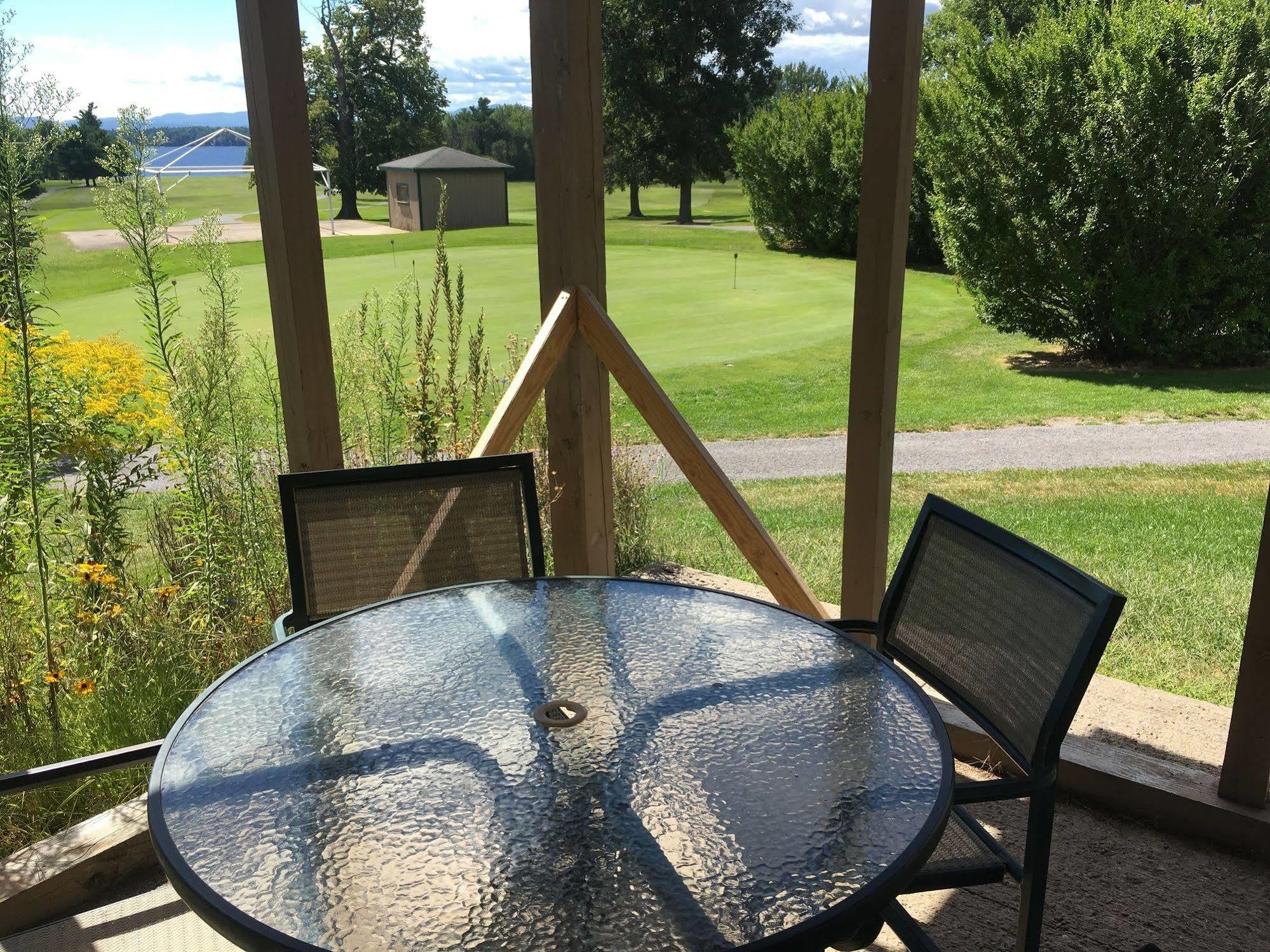 Bluff Point Golf Resort Plattsburgh Eksteriør billede